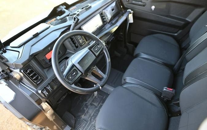 2026 Can-Am Defender Limited HD11