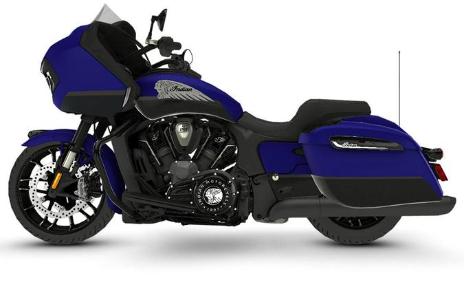 2024 Indian Motorcycle Challenger® Dark Horse® with PowerBand Audio Package