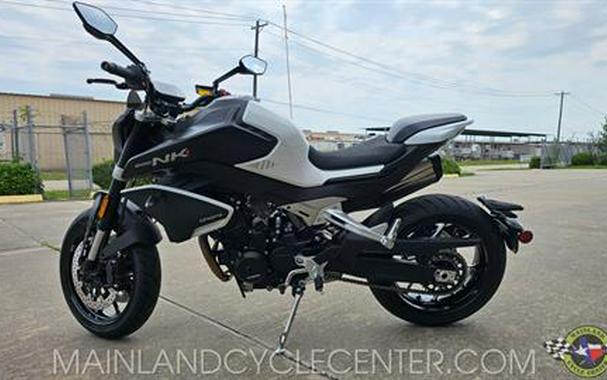 2024 CFMOTO 800NK