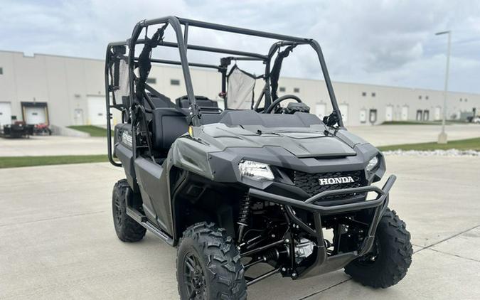2026 Honda Pioneer 700-4 Deluxe