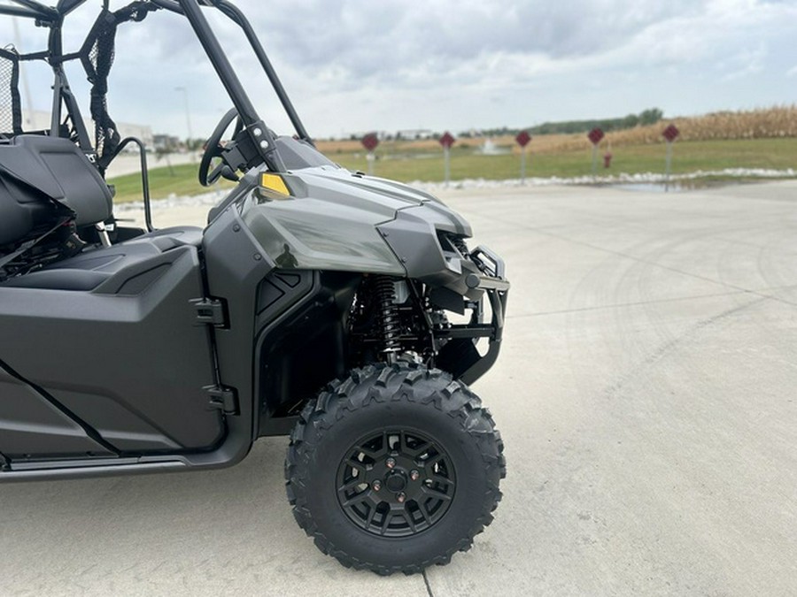 2026 Honda Pioneer 700-4 Deluxe