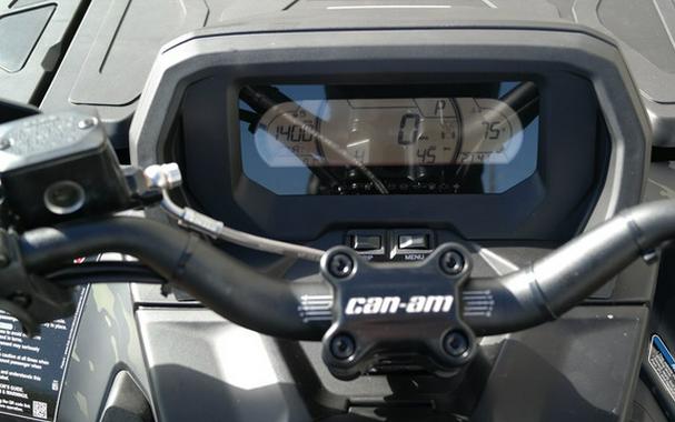 2026 Can-Am Outlander MAX Backcountry Multicam Dark Camo