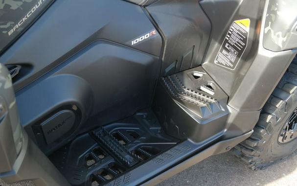 2026 Can-Am Outlander MAX Backcountry Multicam Dark Camo