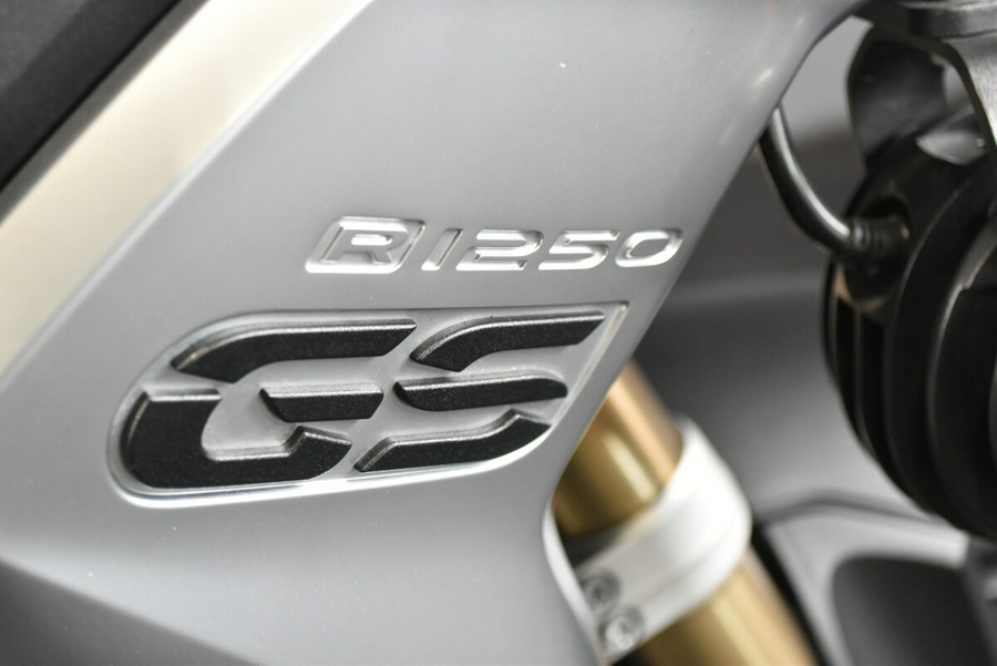 2023 BMW Motorrad BMW R 1250 GS / GS Adventure