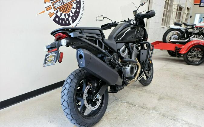 2023 RA1250S Pan America™ 1250 Special - In Vivid Black