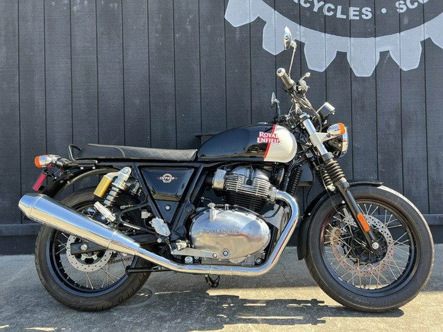 2024 Royal Enfield INT650 Black Pearl