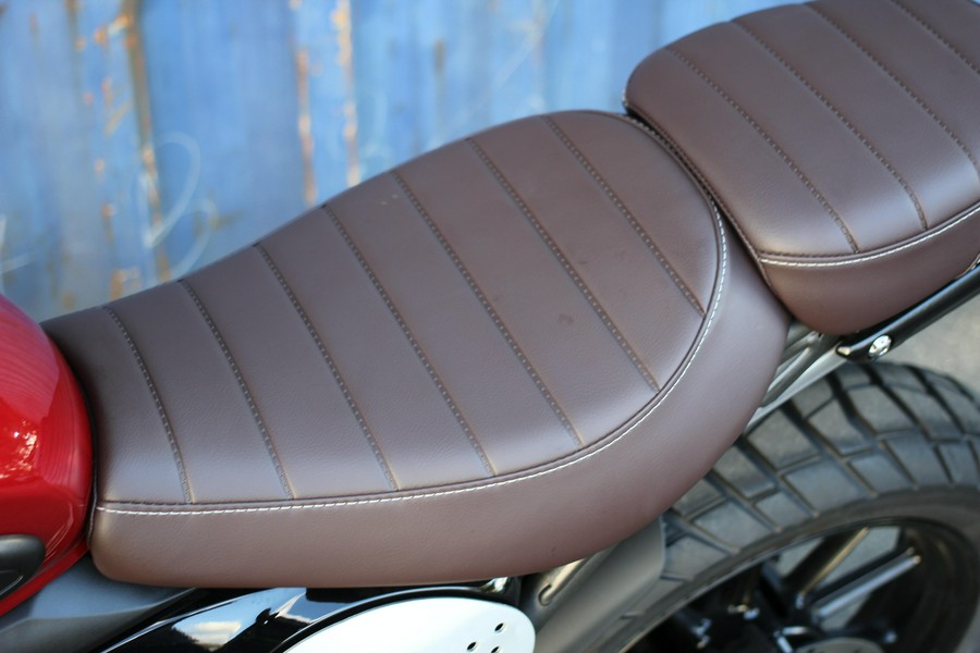 2025 Triumph Scrambler 400 X