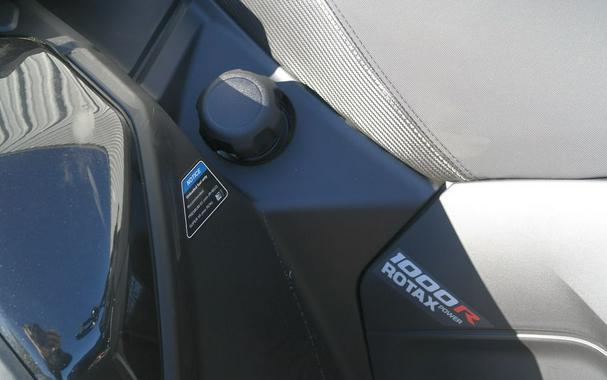 2026 Can-Am® Outlander Backcountry 1000R