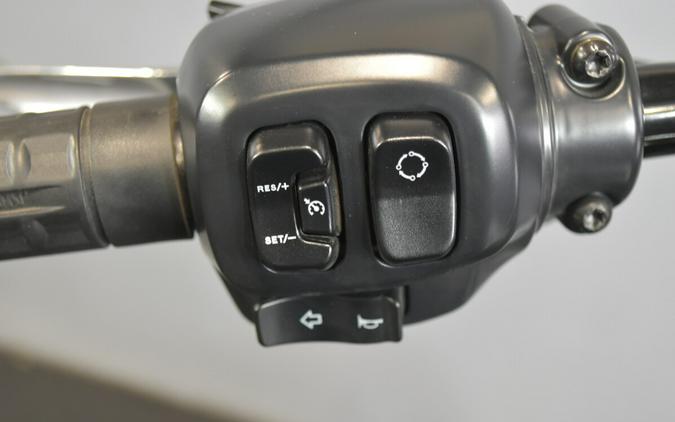 2025 Harley-Davidson Street Bob FXBB