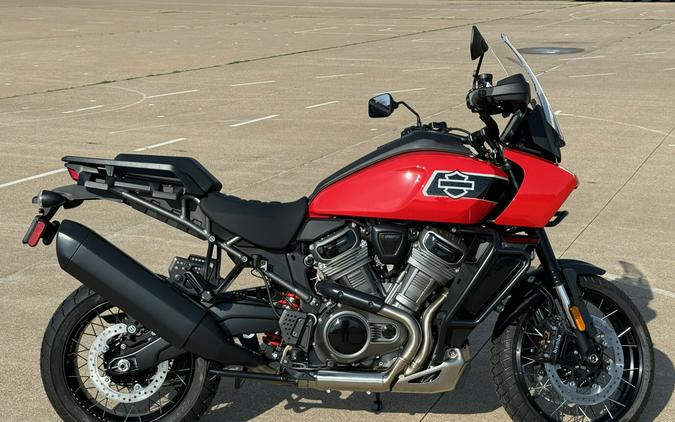 2026 Harley-Davidson® Pan America® 1250 Special Blood Orange Black Laced Wheels