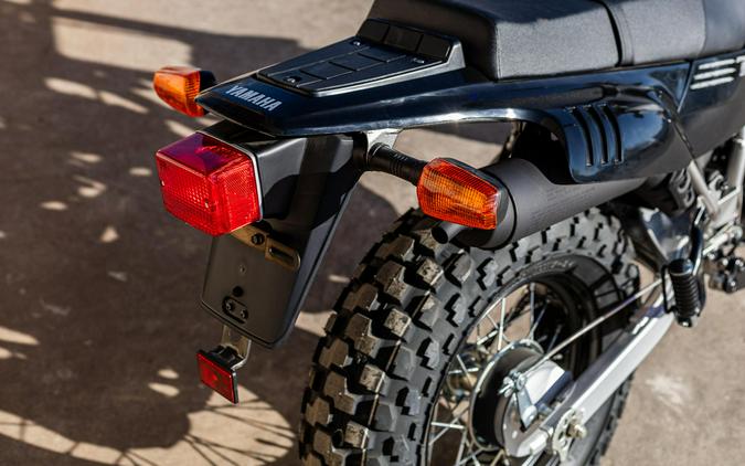 2027 YAMAHA TW200