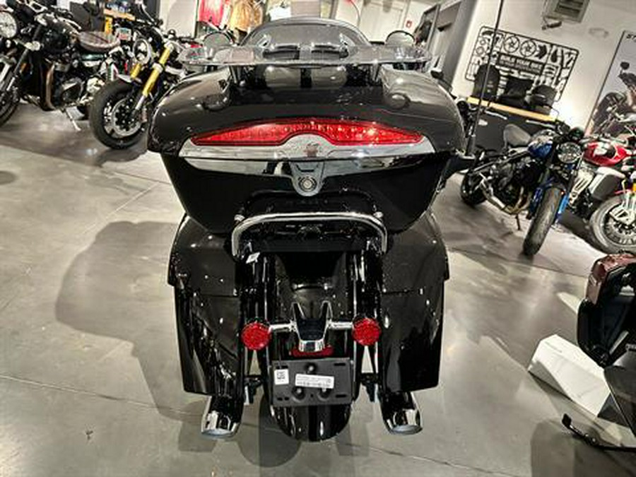2025 Indian Motorcycle Roadmaster® Limited with PowerBand Audio Package