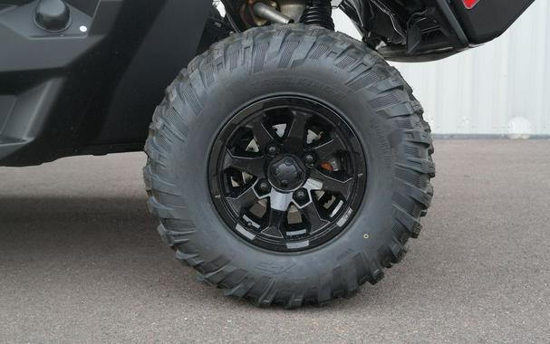 2026 Can-Am® Defender MAX XT CAB HD11 With 10.25 in.display