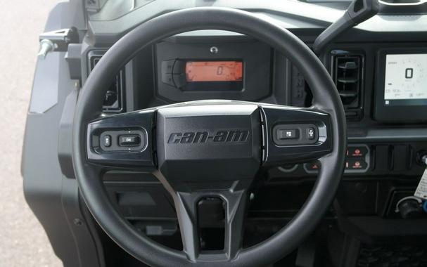 2026 Can-Am® Defender MAX XT CAB HD11 With 10.25 in.display