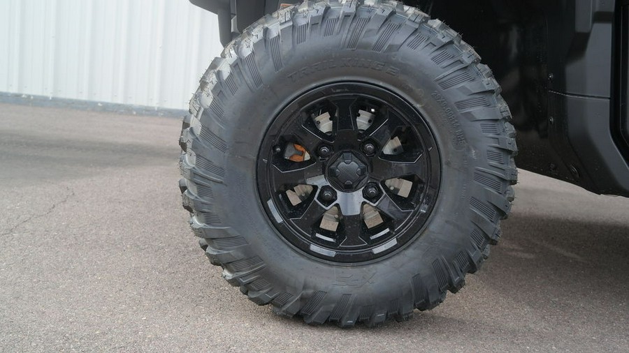 2026 Can-Am® Defender MAX XT CAB HD11 With 10.25 in.display