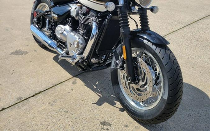 2026 Triumph Bonneville Speedmaster Sapphire Black