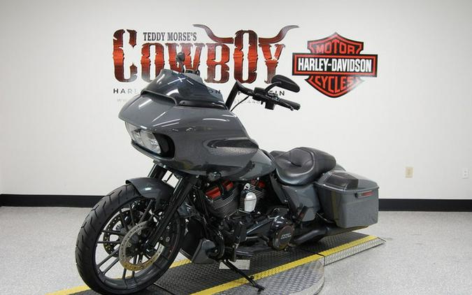 2018 Harley-Davidson FLTRXSE - CVO Road Glide