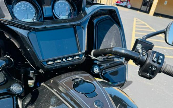 2026 Indian Motorcycle Challenger® Dark Horse® 112 with PowerBand Audio Package