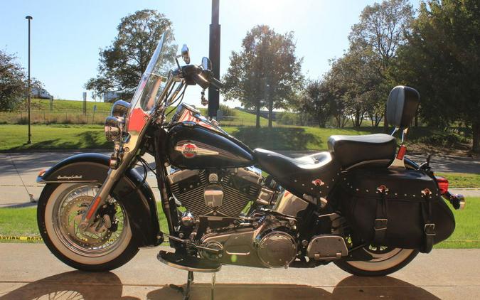 2017 Harley-Davidson® FLSTC - Heritage Softail® Classic