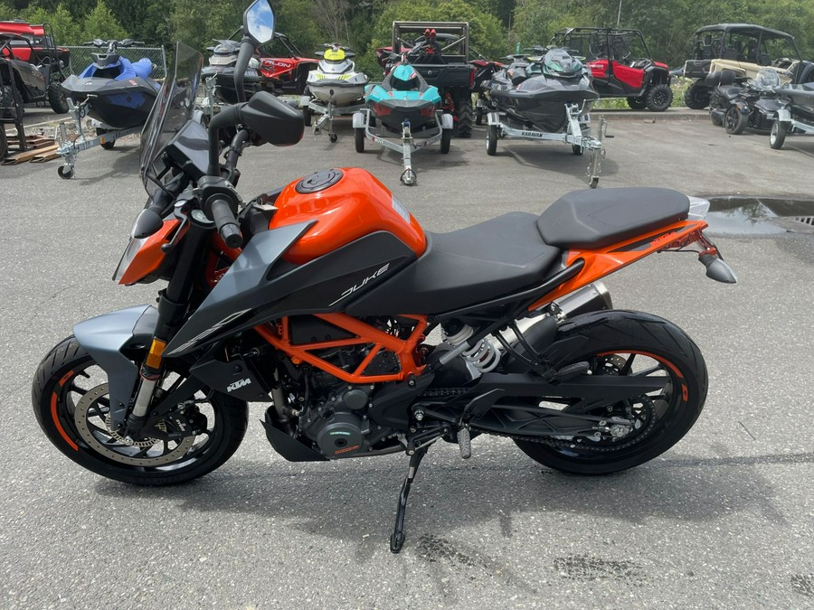 2023 KTM 390 Duke