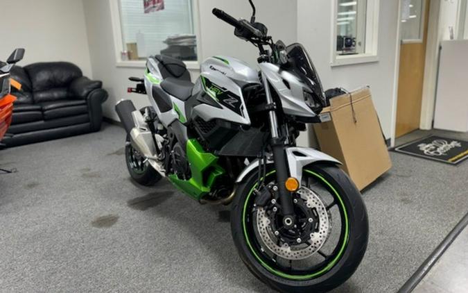 2024 Kawasaki Z7 Hybrid ABS