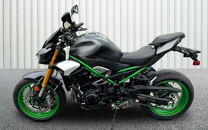 2026 Kawasaki Z900 SE ABS