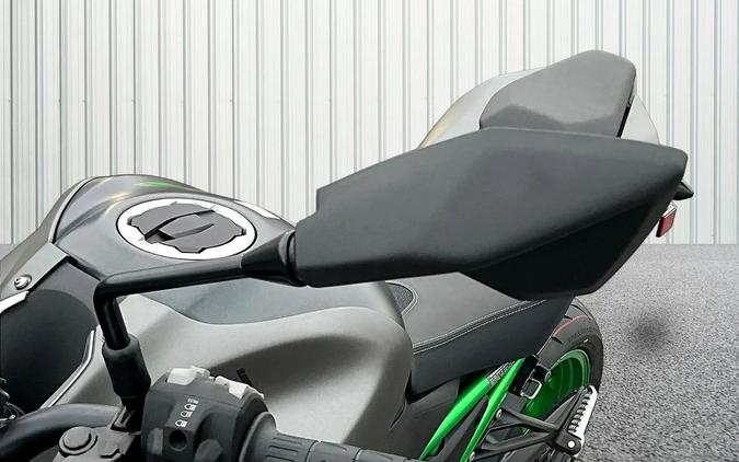 2026 Kawasaki Z900 SE ABS