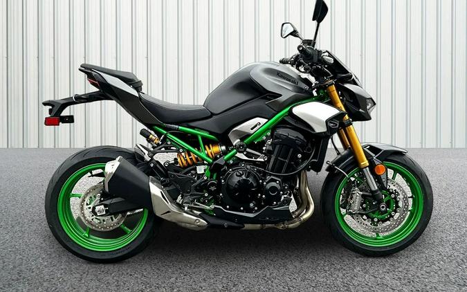2026 Kawasaki Z900 SE ABS