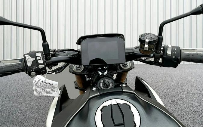 2026 Kawasaki Z900 SE ABS