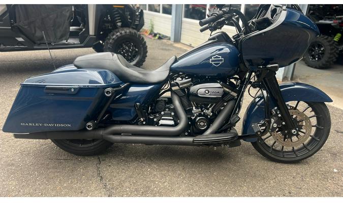 2019 Harley-Davidson® FLTRXS