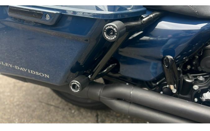 2019 Harley-Davidson® FLTRXS