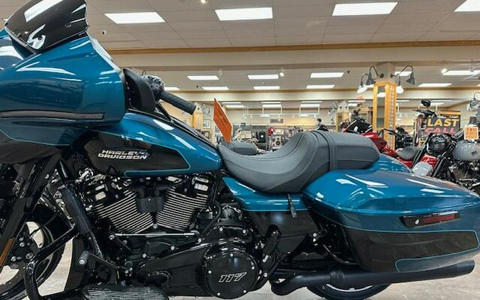 2026 Harley-Davidson® Street Glide® Teal Thunder / Vivid Black Black Trim