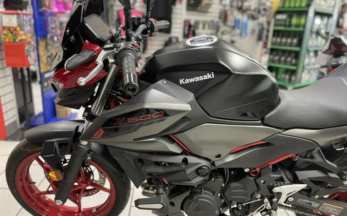2024 Kawasaki Z500 SE ABS