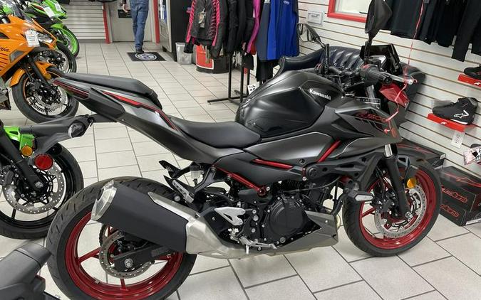 2024 Kawasaki Z500 SE ABS