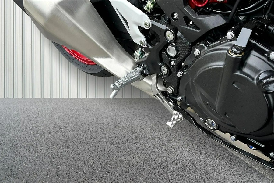 2026 Kawasaki Z500 SE ABS