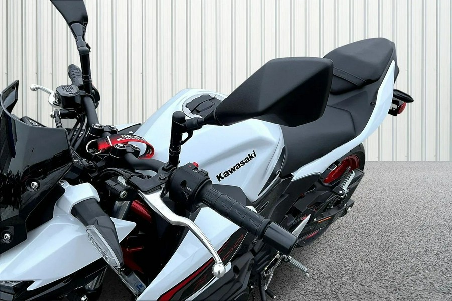 2026 Kawasaki Z500 SE ABS