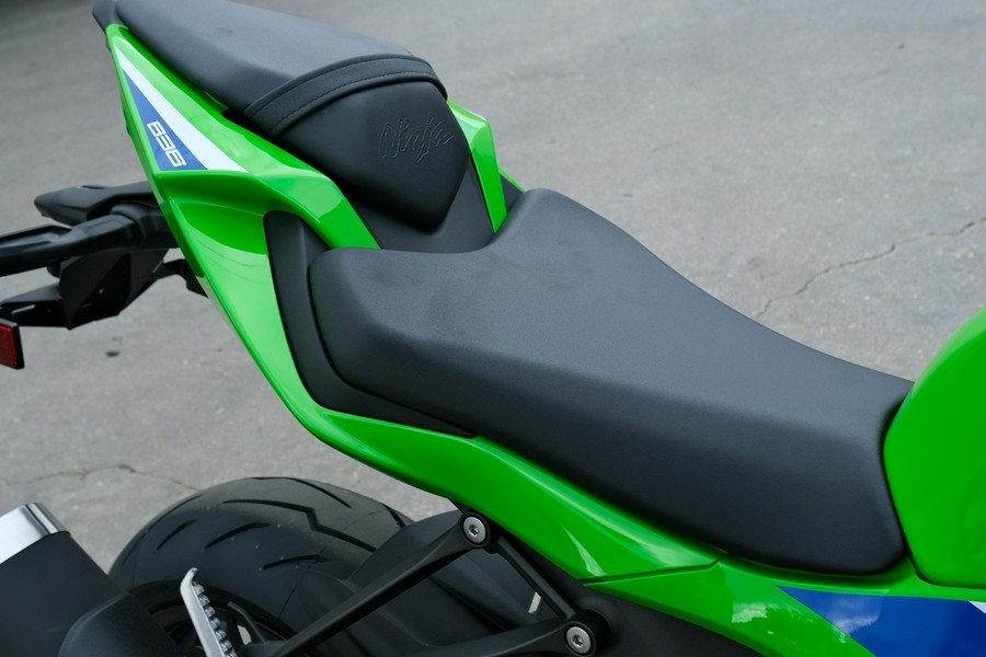 2026 KAWASAKI NINJA ZX6R ABS