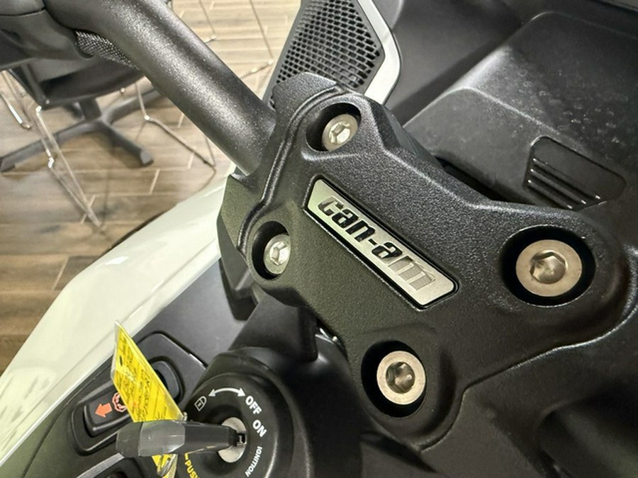 2026 Can-Am Spyder RT Limited Platine