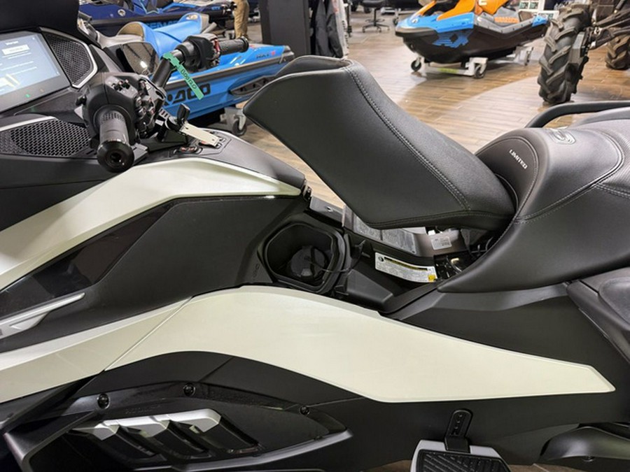 2026 Can-Am Spyder RT Limited Platine