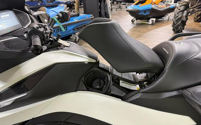 2026 Can-Am Spyder RT Limited Platine
