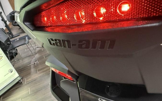 2026 Can-Am Spyder RT Limited Platine