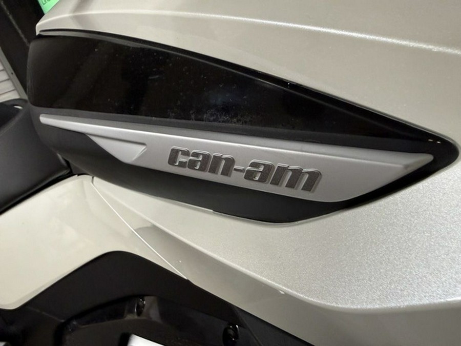 2026 Can-Am Spyder RT Limited Platine