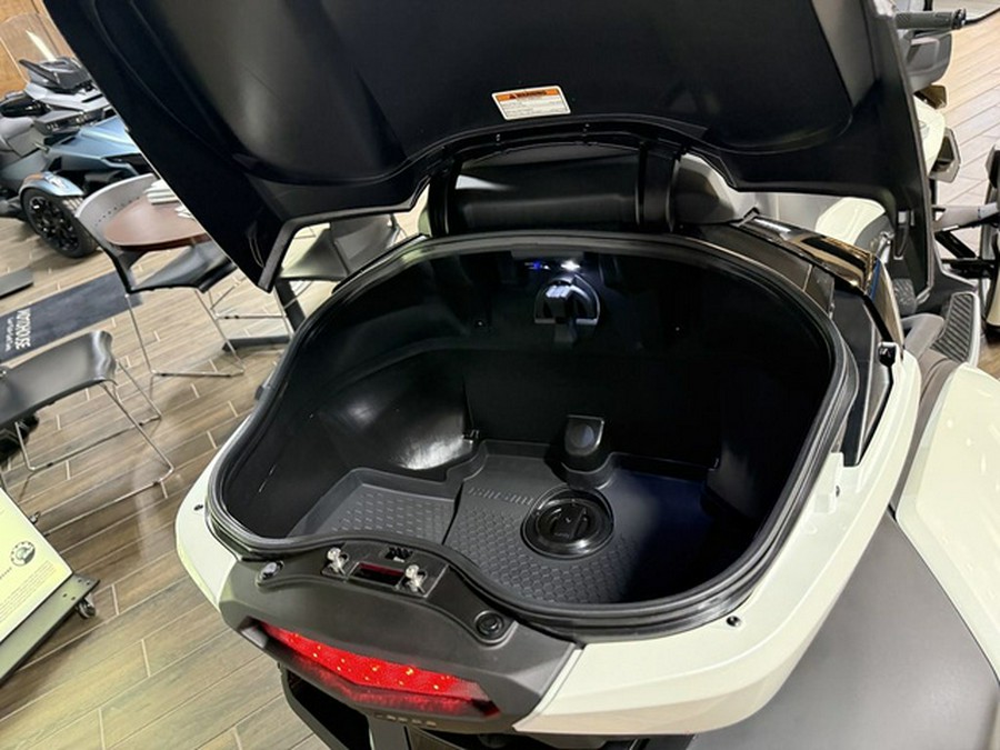 2026 Can-Am Spyder RT Limited Platine