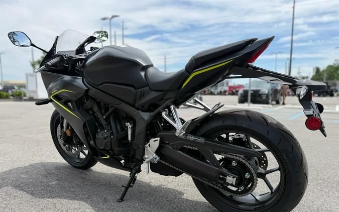 2026 Honda CBR650R E-Clutch
