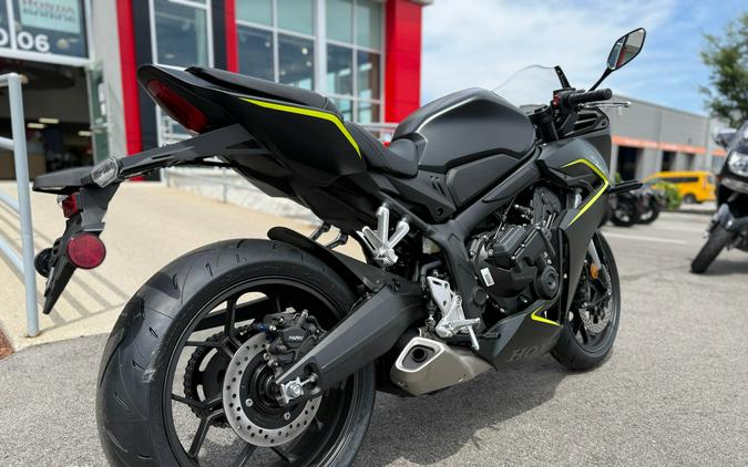 2026 Honda CBR650R E-Clutch