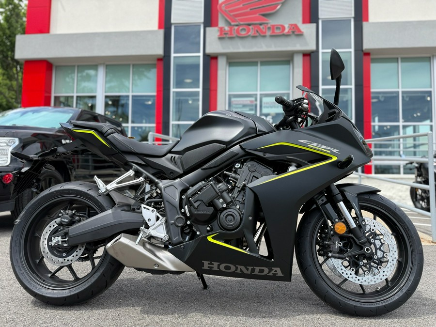 2026 Honda CBR650R E-Clutch