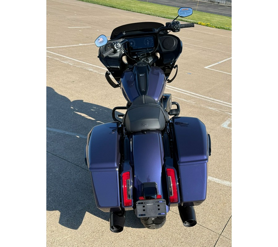 2026 Harley-Davidson® Road Glide® Purple Abyss Black Trim
