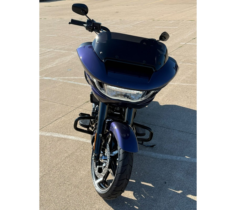 2026 Harley-Davidson® Road Glide® Purple Abyss Black Trim
