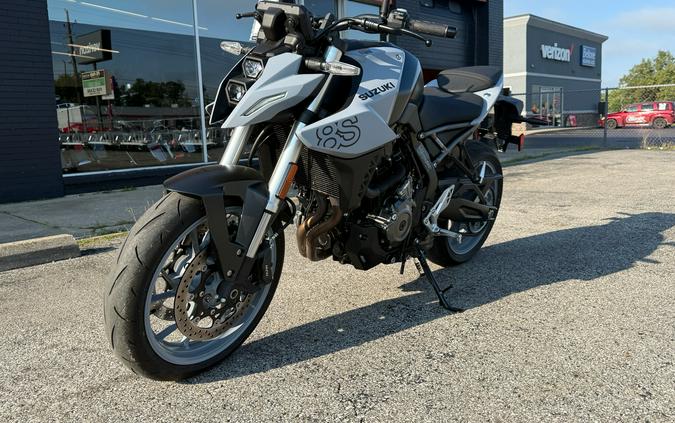2024 Suzuki GSX-8S