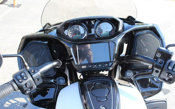 2024 Indian Motorcycle® Pursuit® Dark Horse® w/PowerBand Audio Pkg Icon Ghost White Metallic Smoke